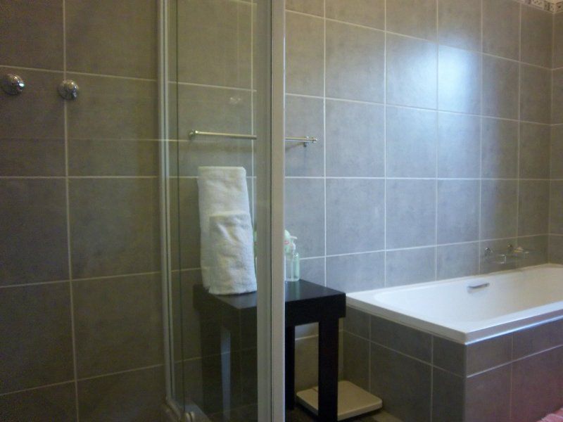 Franchise Guest House And Restaurant Benoni Johannesburg Gauteng South Africa Bathroom