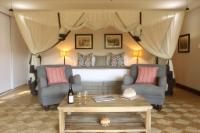 Lodge Luxury Room - Excl Levies @ Fugitives' Drift Lodge