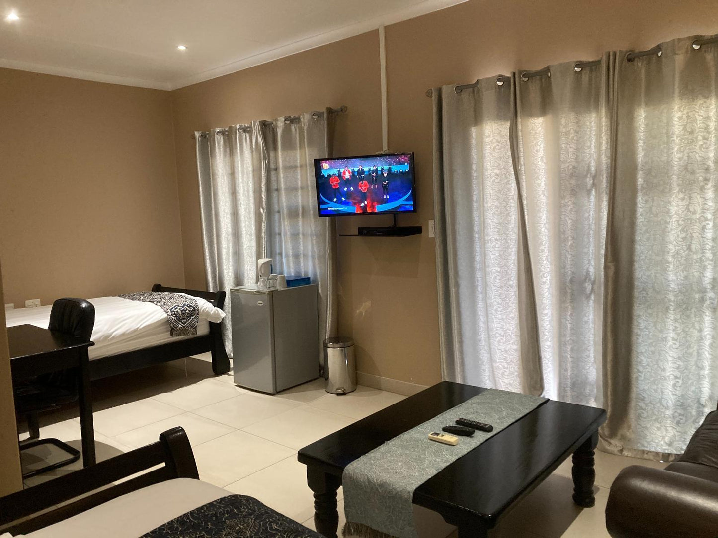 Premium Room @ Fusion House