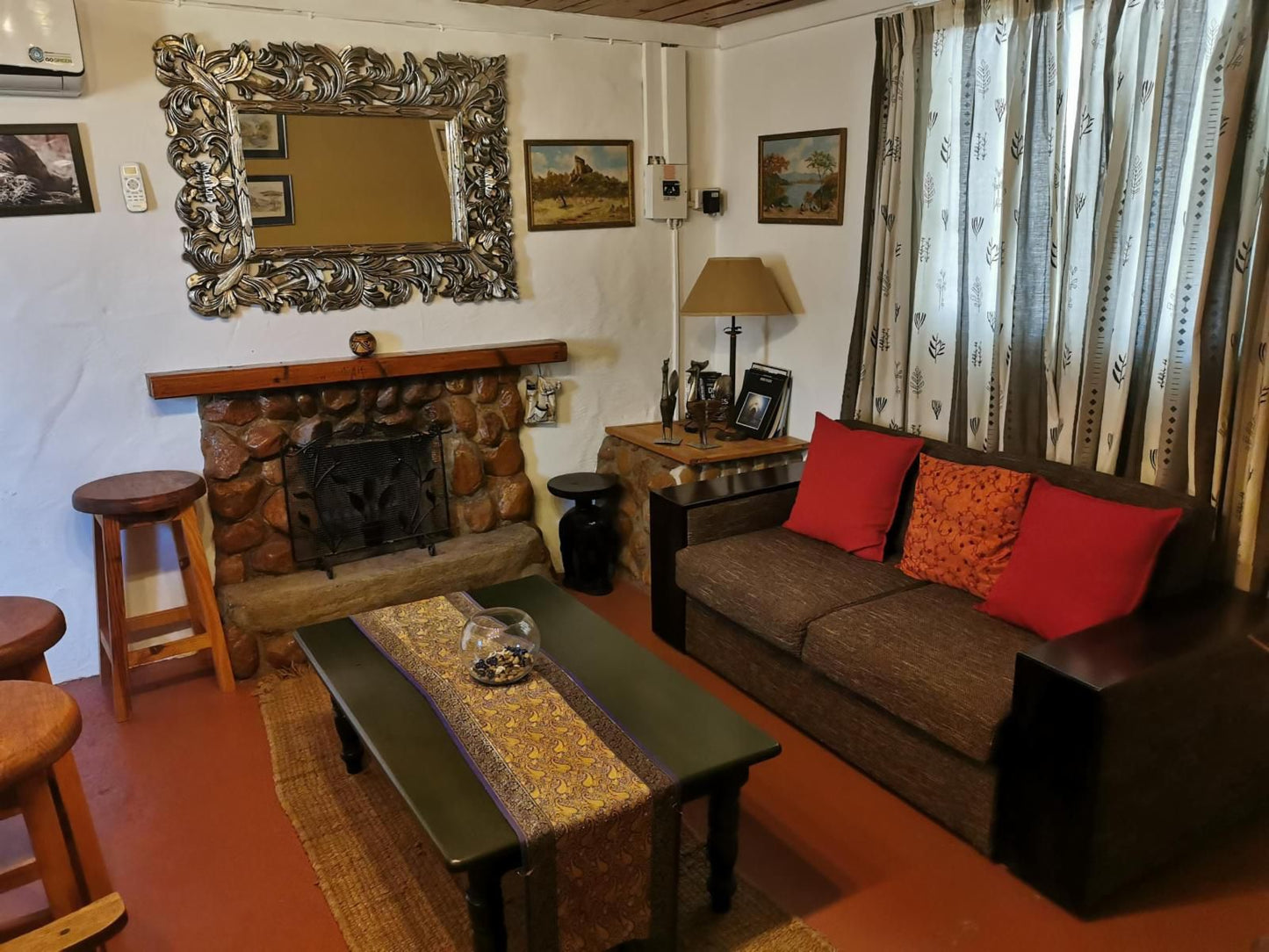 Fynbos Guest Farm, Owl Cottage, Living Room