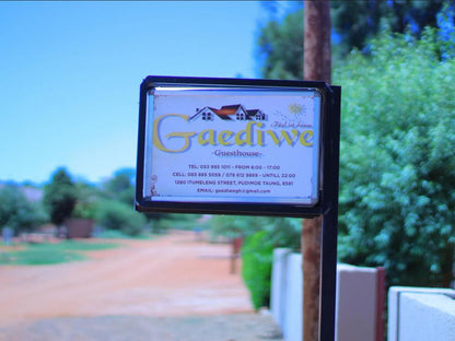 Gaediwe Guesthouse, Sign, Text