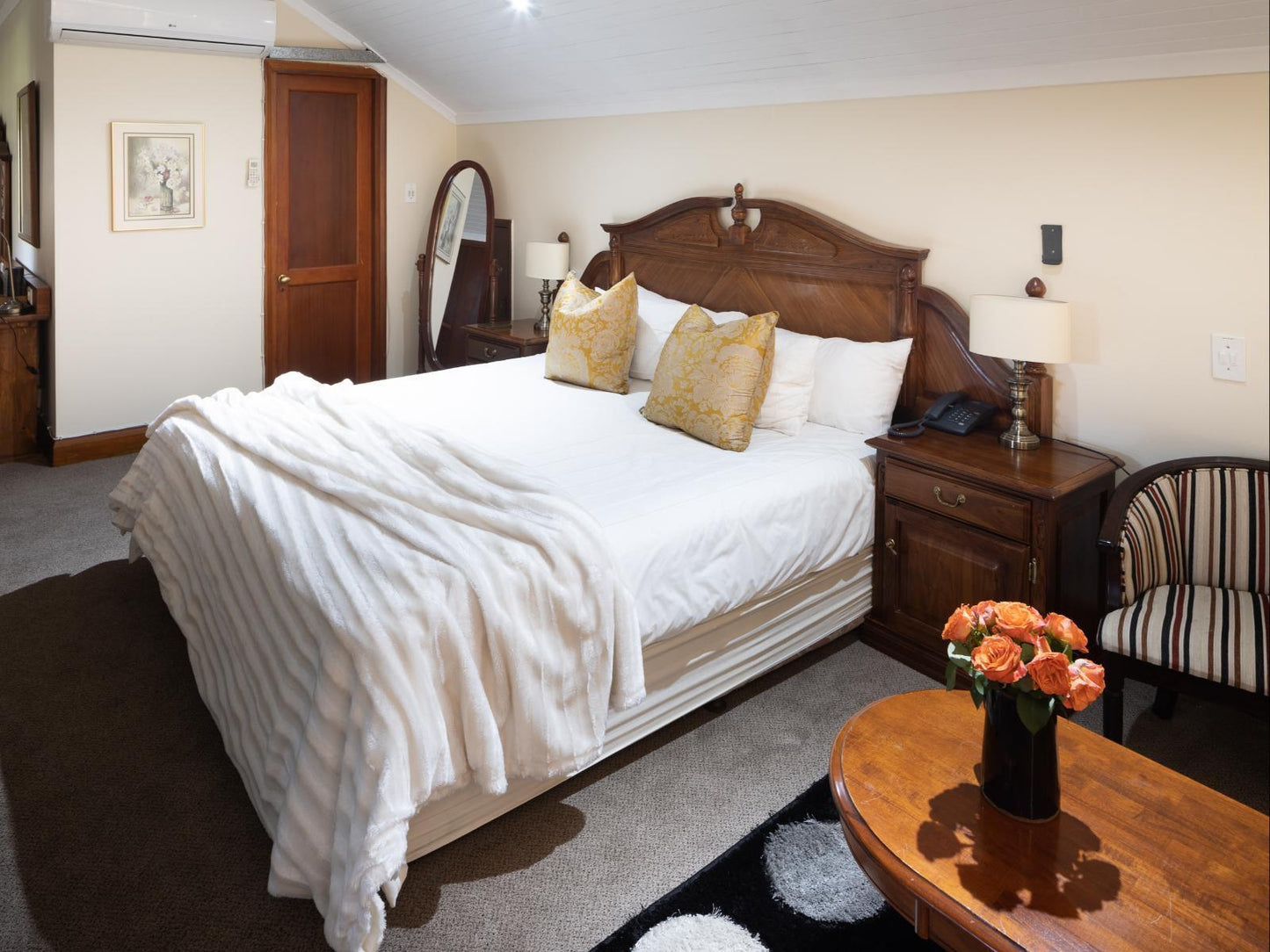 Royal Oak @ Gallo Manor Executive Bed & Breakfast