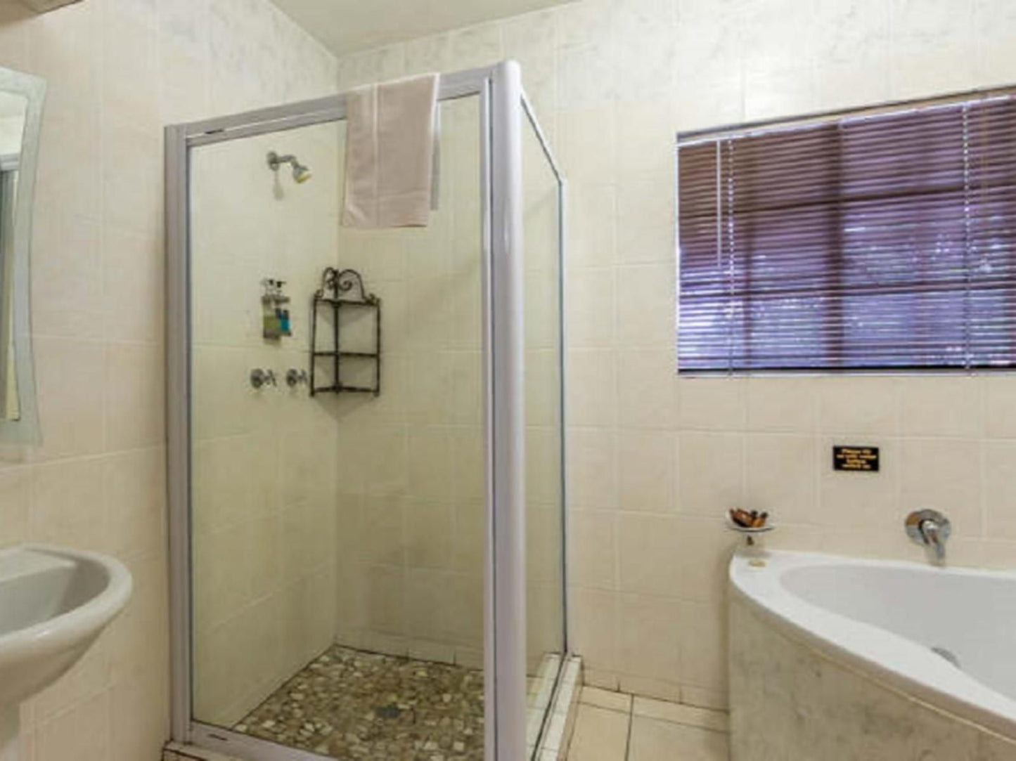 Gannet Place Guest House, Luxury C (2), Bathroom