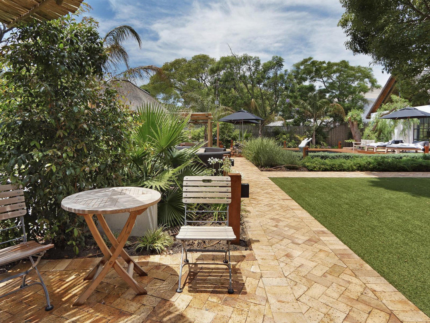 Luxury Rondawel @ Garden Retreat