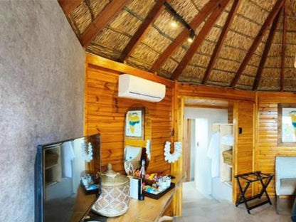 Deluxe Chalet @ Garden Route Game Lodge