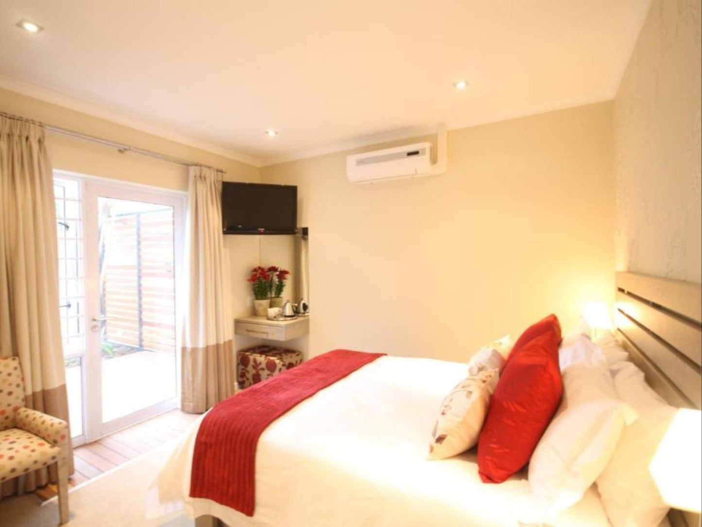 Gardenview Guest House Walmer Port Elizabeth Eastern Cape South Africa Colorful, Bedroom