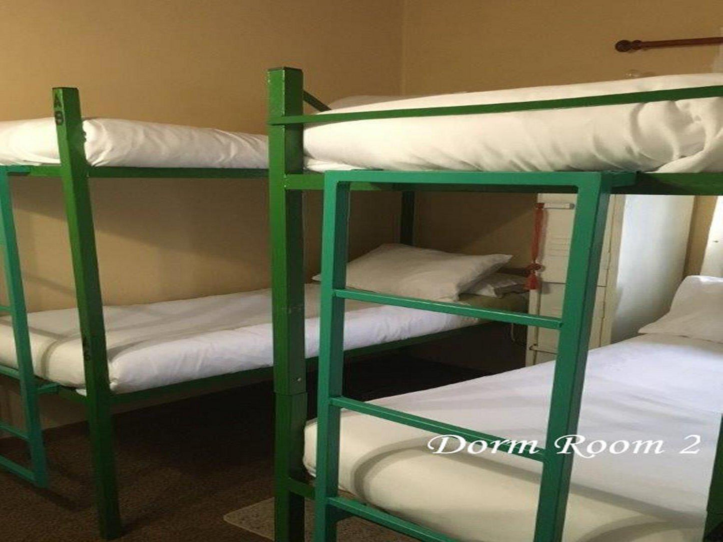 4 Bed Dorm @ Gateway Backpackers