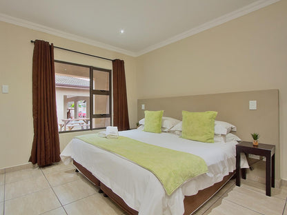 Gecko Inn Guesthouse, Luxury Room S/C, Bedroom