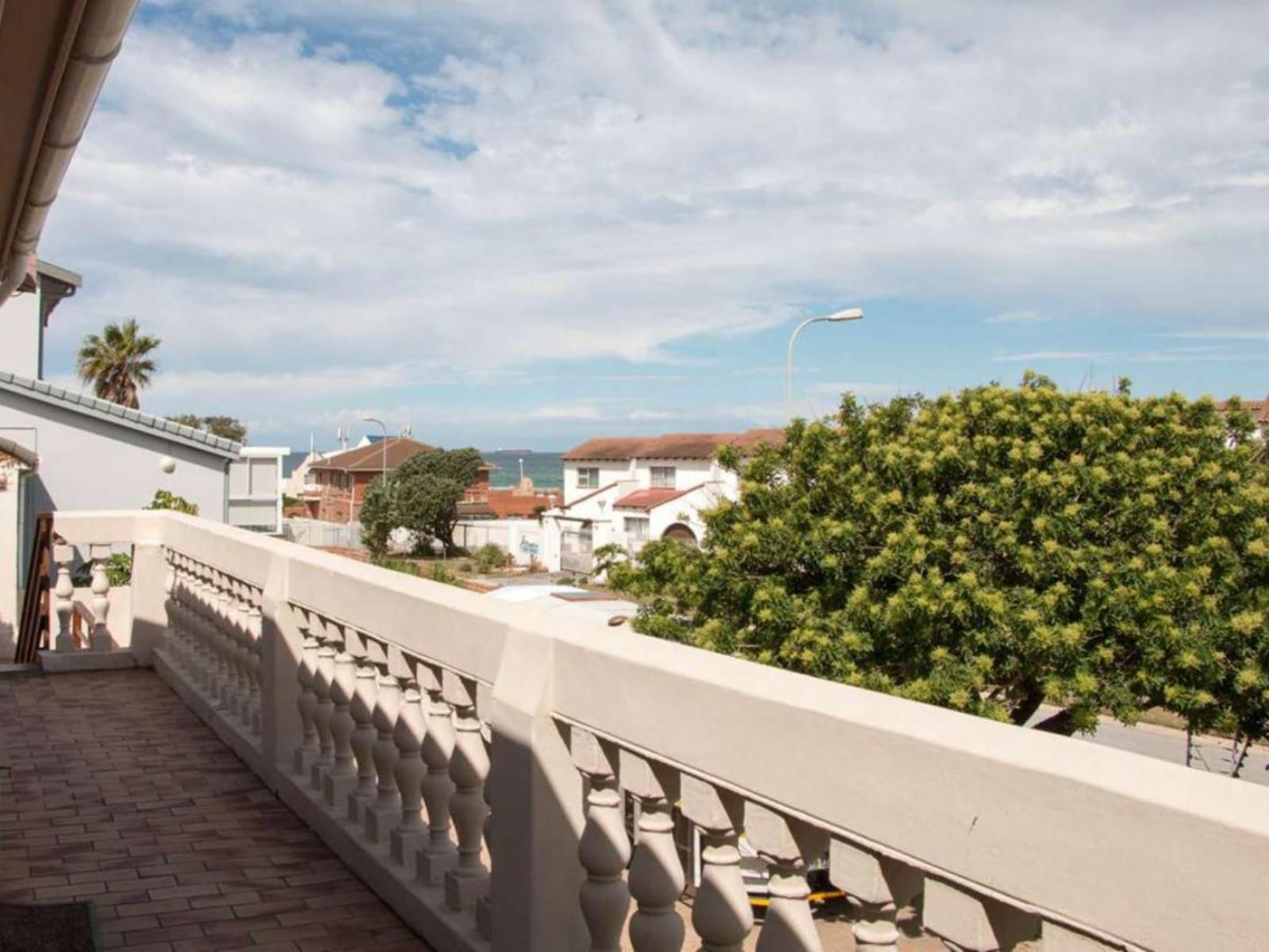 Gecko Units, Balcony, Architecture, House, Building