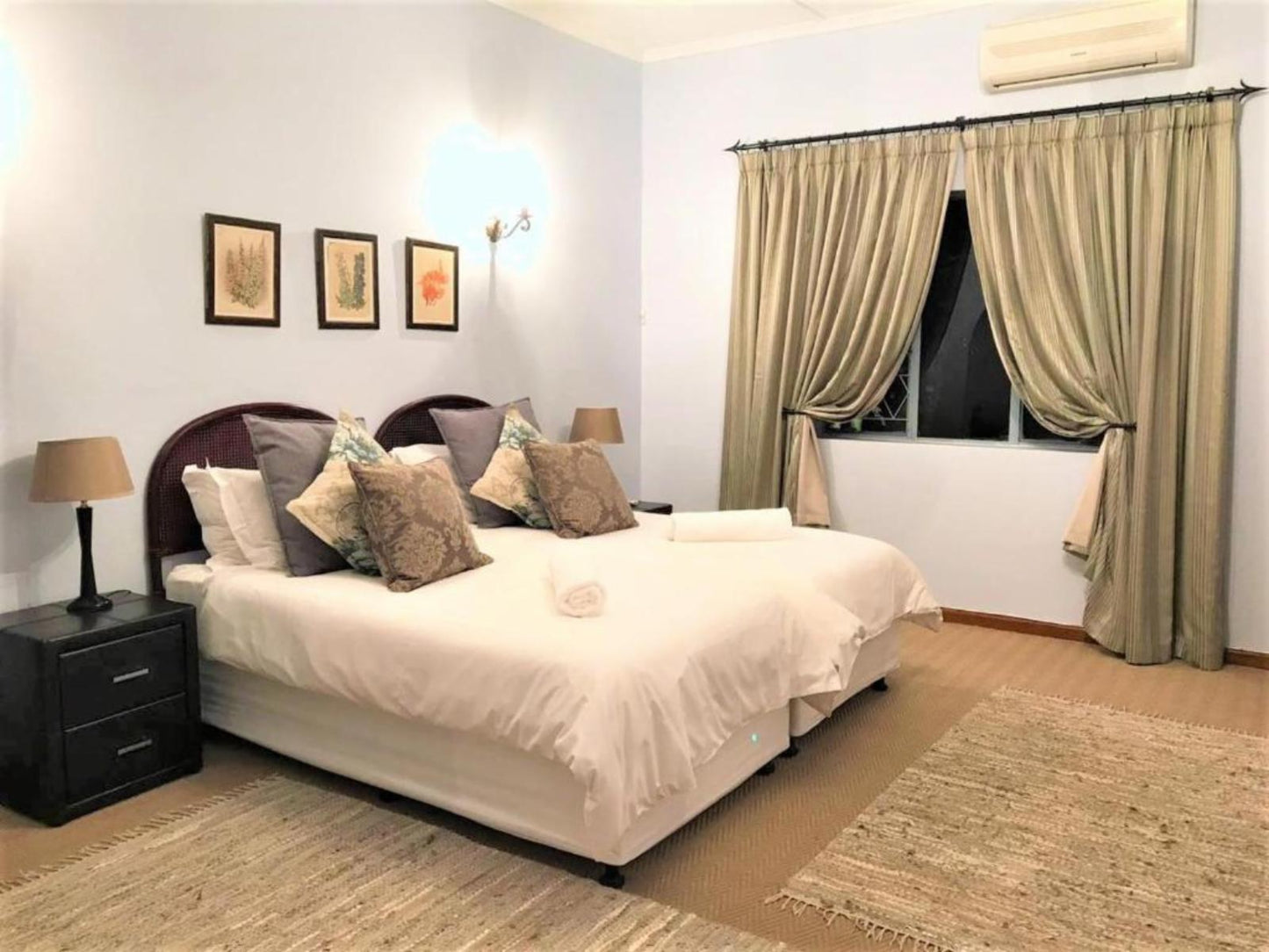 Luxury twinbedded room @ Gerald's Gift Guest House