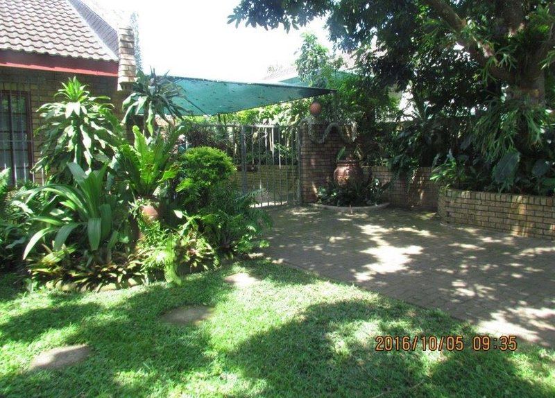 Gerda S Place St Lucia Kwazulu Natal South Africa House, Building, Architecture, Palm Tree, Plant, Nature, Wood, Garden