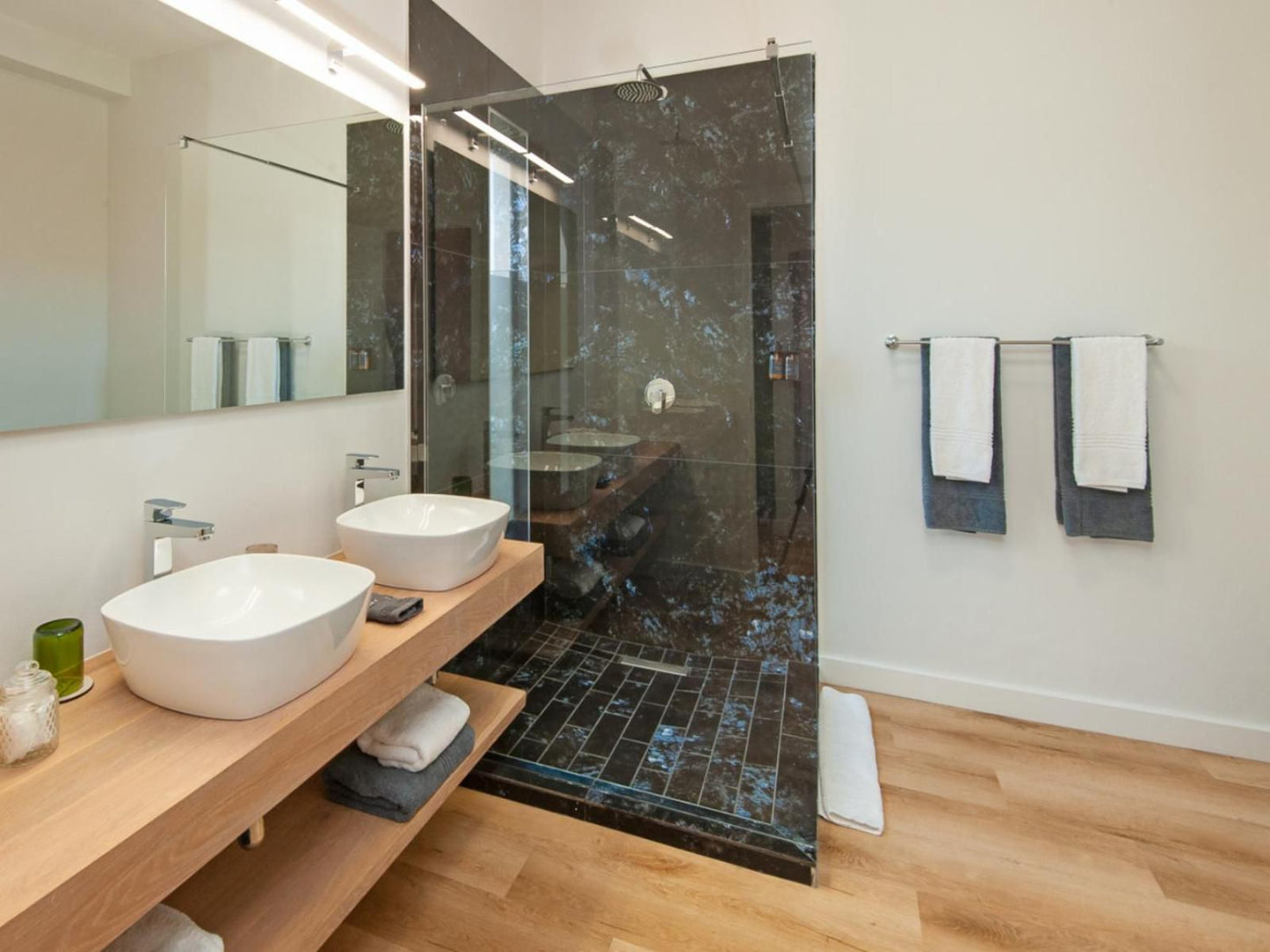 Glow Boutique Suites, The Junior Suite, Bathroom