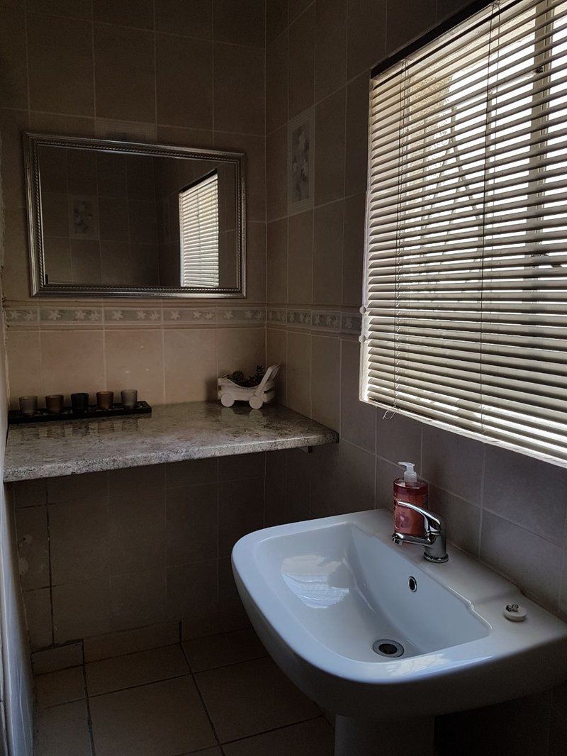 Gluckman Drive Guesthouse Riebeeckstad Welkom Free State South Africa Bathroom