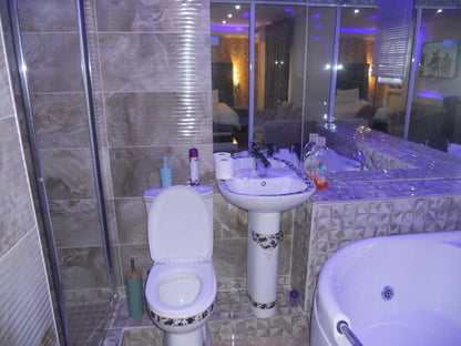 Gold Crown International Hotel The Hill Johannesburg Gauteng South Africa Bathroom