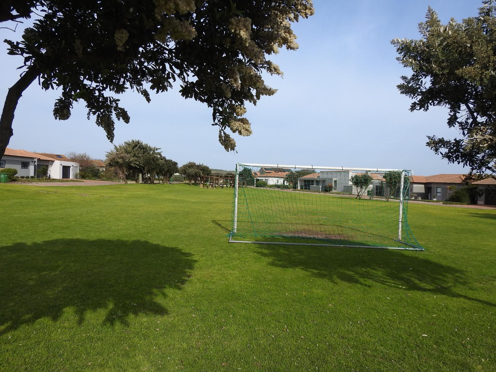 Golfers Haven & Lagoon Links, Ball, Sport, Ball Game, House, Building, Architecture, Palm Tree, Plant, Nature, Wood