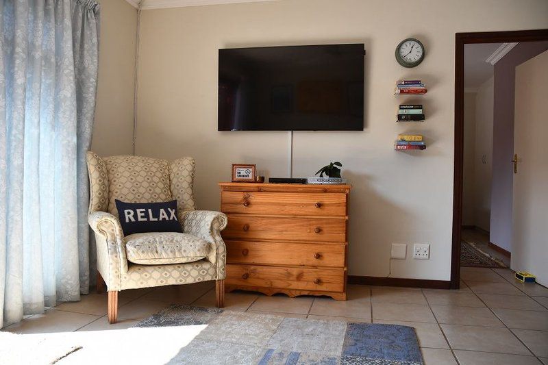 Goodbye Hello Garden Cottage White River Country Estates White River Mpumalanga South Africa Living Room