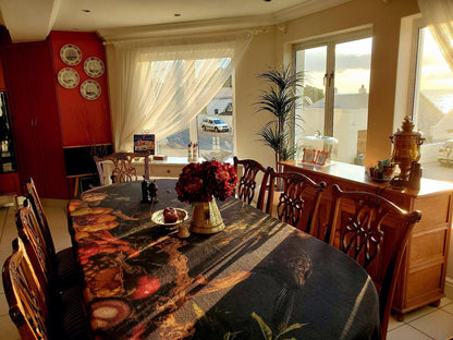 Gordon'S Beach Lodge, Living Room