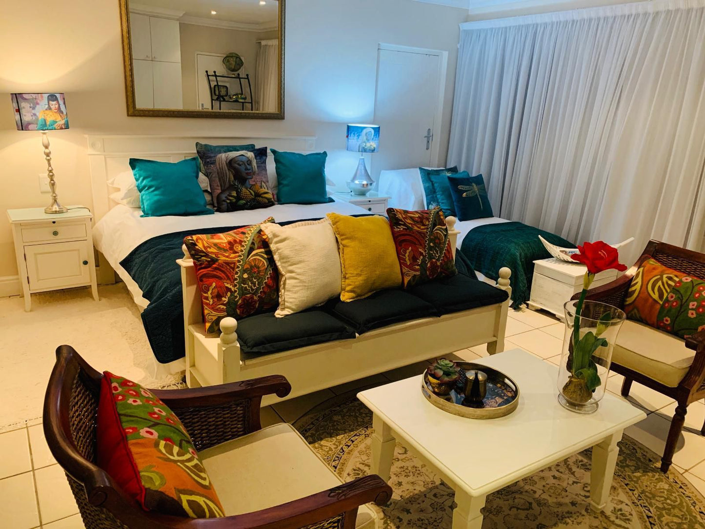 Gordon'S Beach Lodge, Luxury Double Suite, Living Room