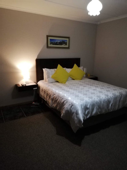 Gracehouse Bnb Queenstown Eastern Cape South Africa Bedroom