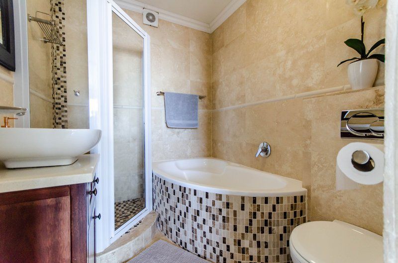 Grace 10 Beach Front Apartment Gonubie East London Eastern Cape South Africa Bathroom