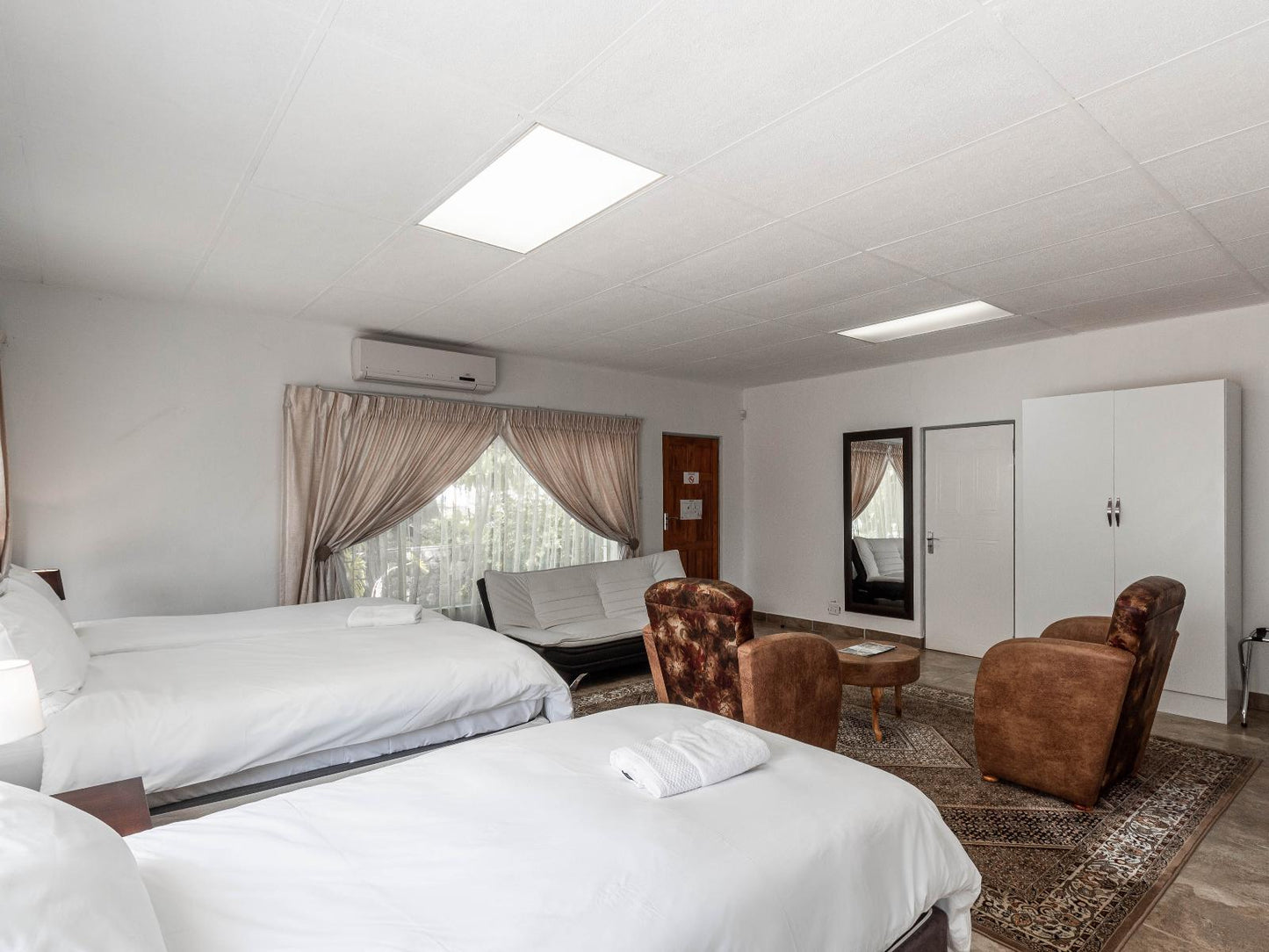 Deluxe Family Room @ Graceland Conference & Lifestyle Centre