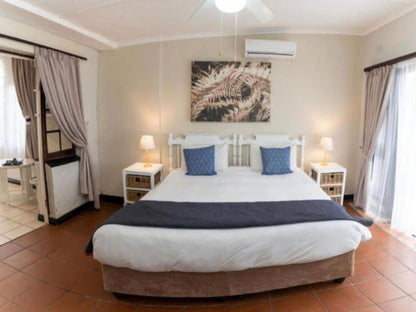 Gracelands Beach Lodge, Family Room 1 (Self Catering), Bedroom