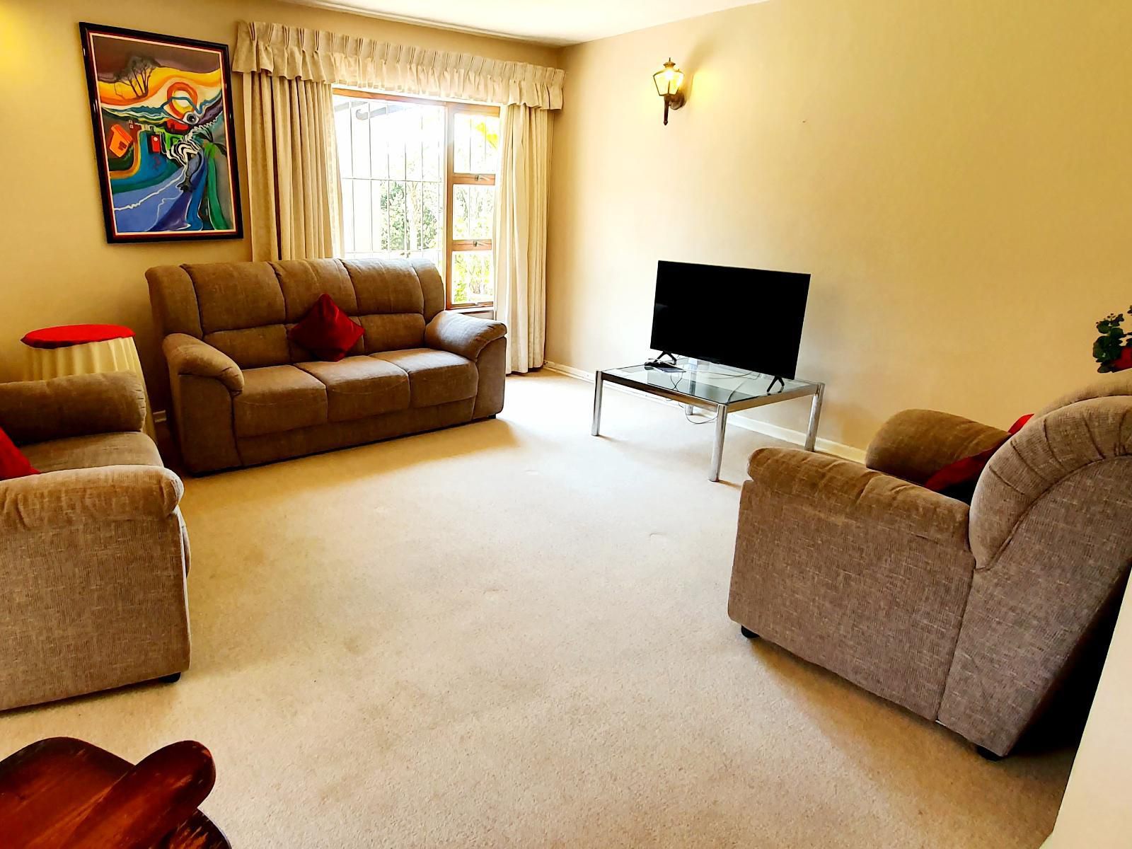 Gradwell Letting And Management, Milkwood Lodge 5, Living Room