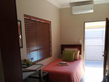 Single Room @ Grand Central Guesthouse