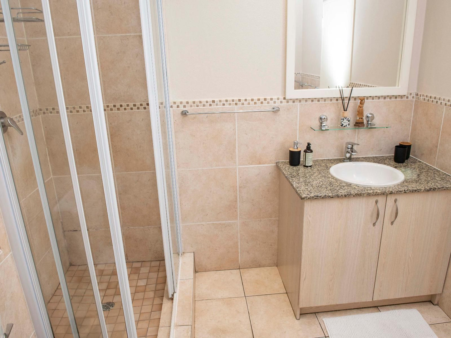 Grayston Exec Apartments Benmore Gardens Johannesburg Gauteng South Africa Bathroom