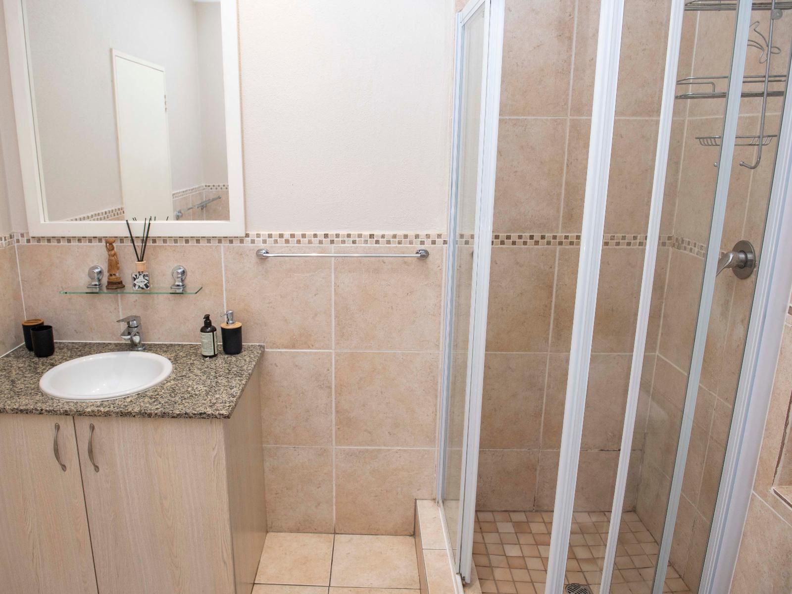 Grayston Exec Apartments Benmore Gardens Johannesburg Gauteng South Africa Bathroom