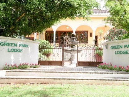 Green Park Lodge, House, Building, Architecture, Palm Tree, Plant, Nature, Wood