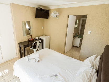 Double Room @ Green Fig Guest House