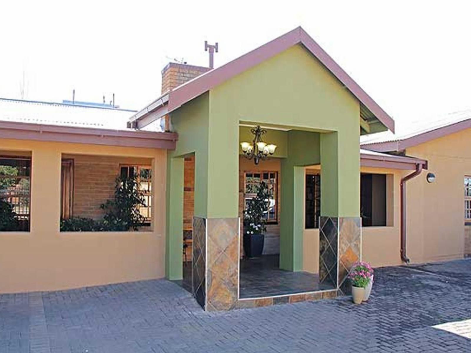 Greenleaf Guest Lodge Universitas Bloemfontein Free State South Africa House, Building, Architecture