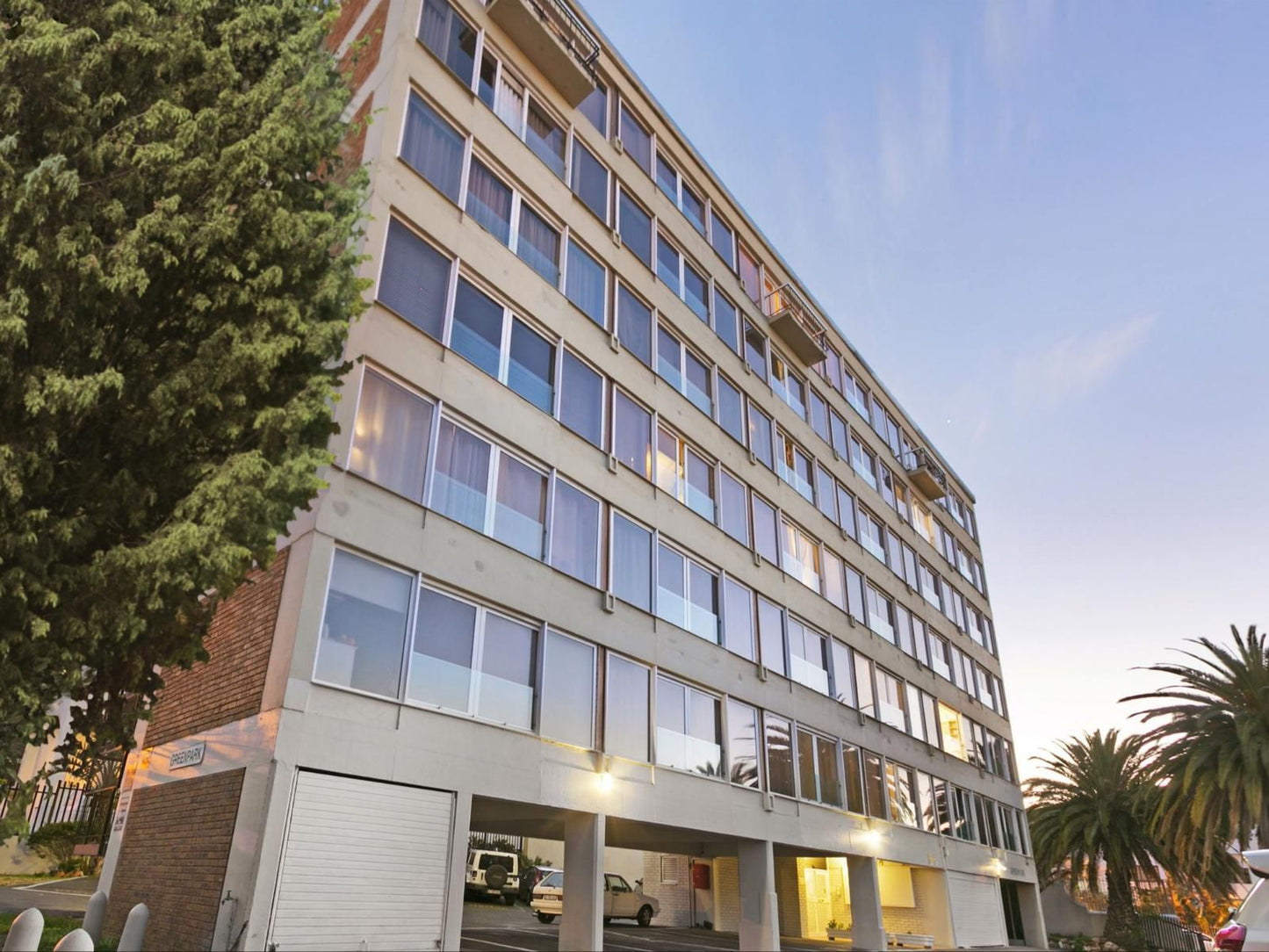 Greenpark Studio By Hostagents Green Point Cape Town Western Cape South Africa Facade, Building, Architecture, Palm Tree, Plant, Nature, Wood