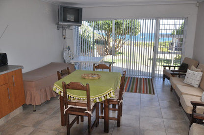 Grondjie Gaatjie De Kelders Self Catering De Kelders Western Cape South Africa Living Room