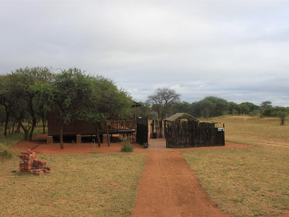 Four-sleeper Log Cabins- Zebra @ Grootgeluk Bush Camp