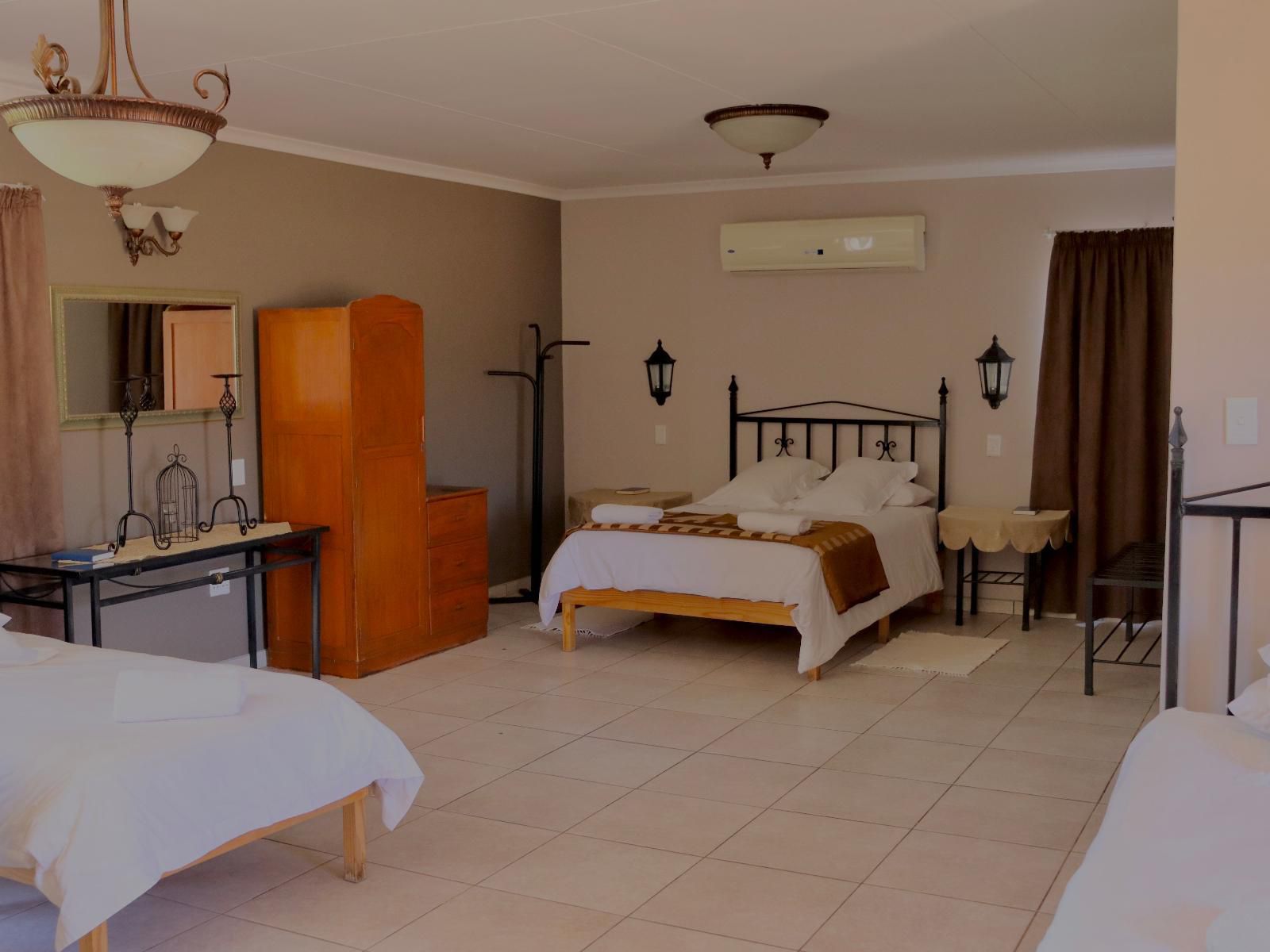 Grunau Chalets, Five Bed Room  With Full Bathroom, Bedroom