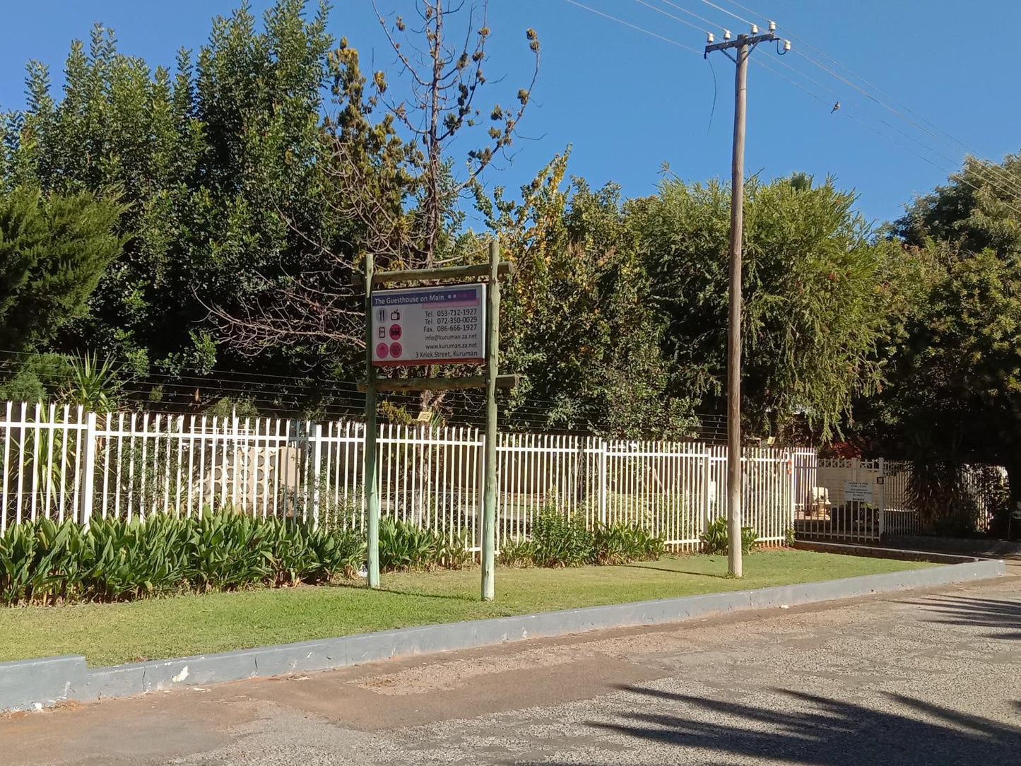 The Guesthouse On Main Kuruman Northern Cape South Africa Complementary Colors, Sign, Text