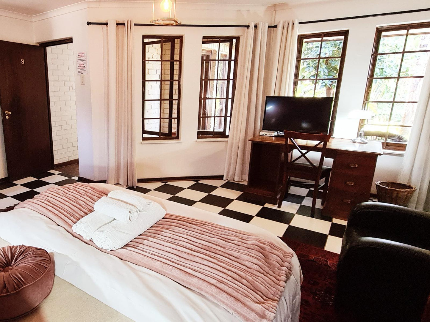 Family Cottage - En-suite @ Africa River Lodge