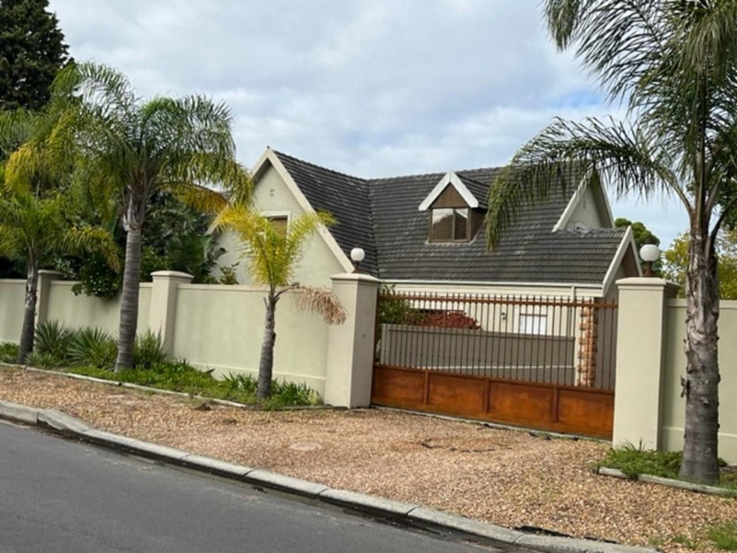 Guesthouse Summerlight Westridge Somerset West Somerset West Western Cape South Africa Building, Architecture, House, Palm Tree, Plant, Nature, Wood