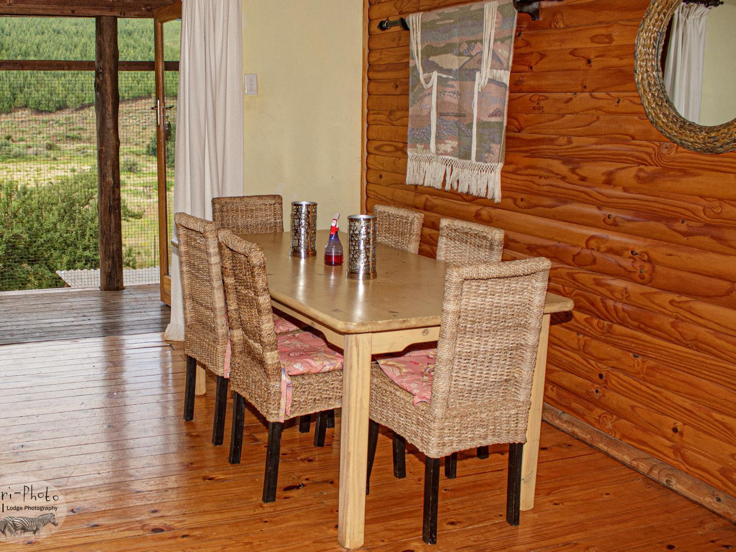 Self Catering AA Log Cabin @ Gunyatoo Trout Farm & Guest Lodge