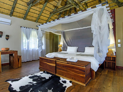 Hakusembe River Lodge, Gondwana Collection Namibia, Triple Bungalow, Bedroom