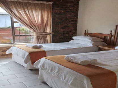 Twin Room @ Hamba Kangane Ma-Africa Guest House