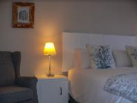 Luxury Double Room @ Hamilton Urban Farm And Guest House