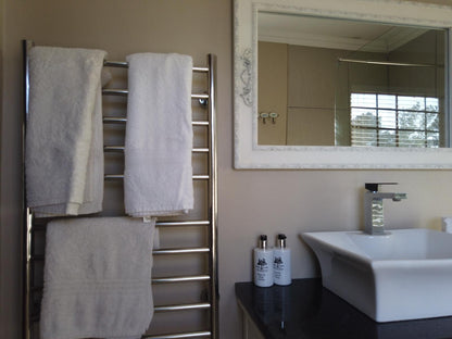 Star Ruby Deluxe Room @ Happy Lands B&B Addo South Africa