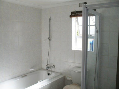 Hartenbos Holiday Apartment Hartenbos Western Cape South Africa Unsaturated, Bathroom