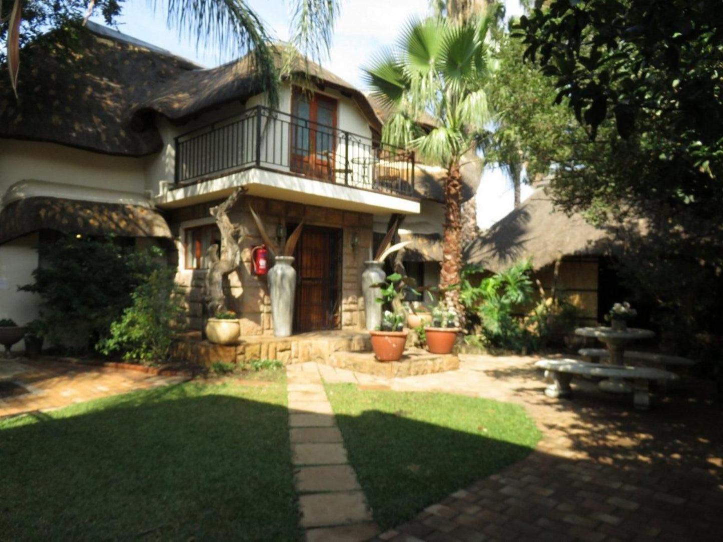 Harties Lodge - Meerhof, House, Building, Architecture, Palm Tree, Plant, Nature, Wood, Garden