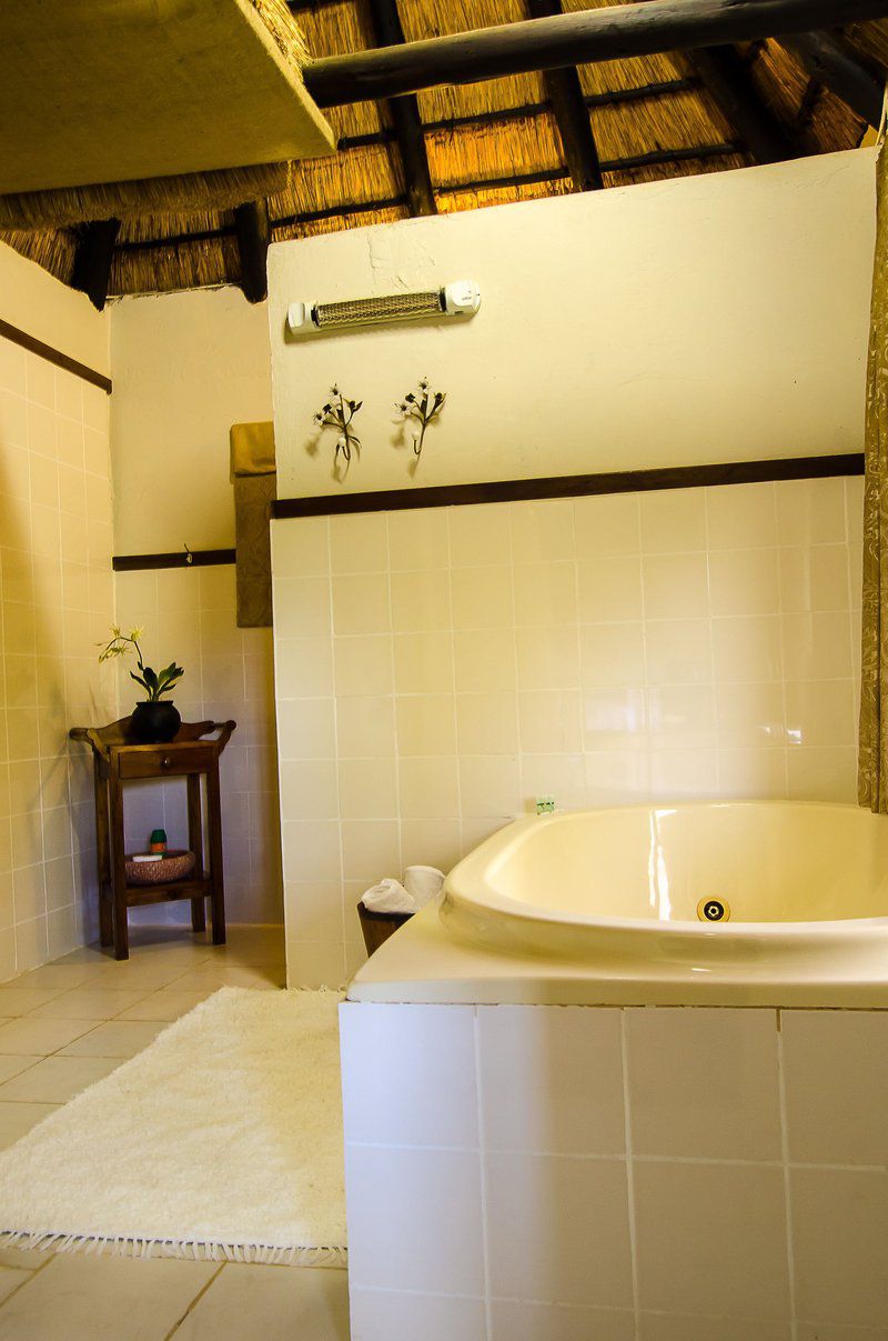 Hawklee Country House Nottingham Road Kwazulu Natal South Africa Colorful, Bathroom