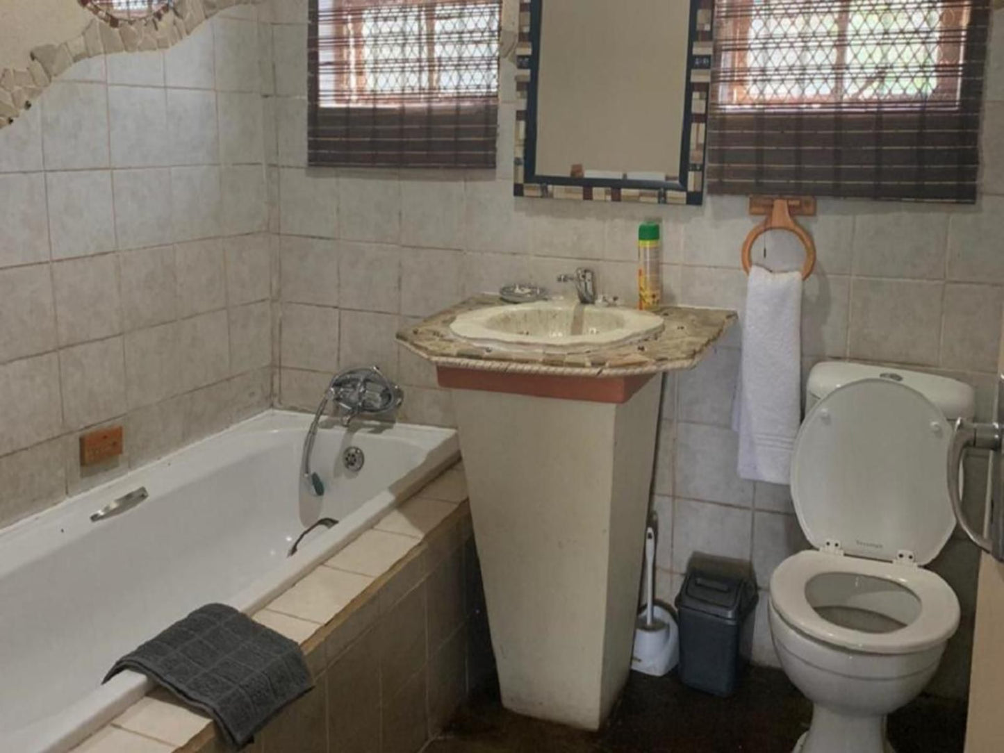 Hazyview Country Cottage Hazyview Mpumalanga South Africa Unsaturated, Bathroom