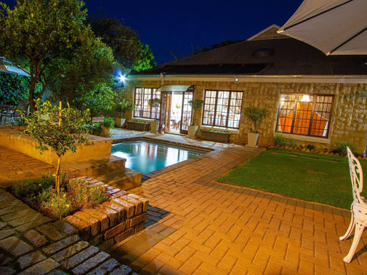 Heidelberg Lodge Heidelberg Gauteng South Africa House, Building, Architecture, Garden, Nature, Plant, Swimming Pool